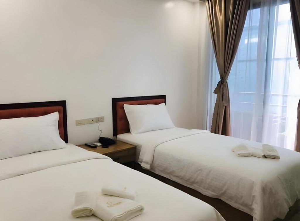Hotel Primera Замбоанга Екстериор снимка